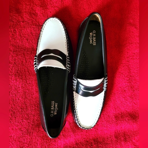 "Reduced" - G.H. Bass Weejuns loafers - WOMENS WHITNEY blk/white - Picture 2 of 9